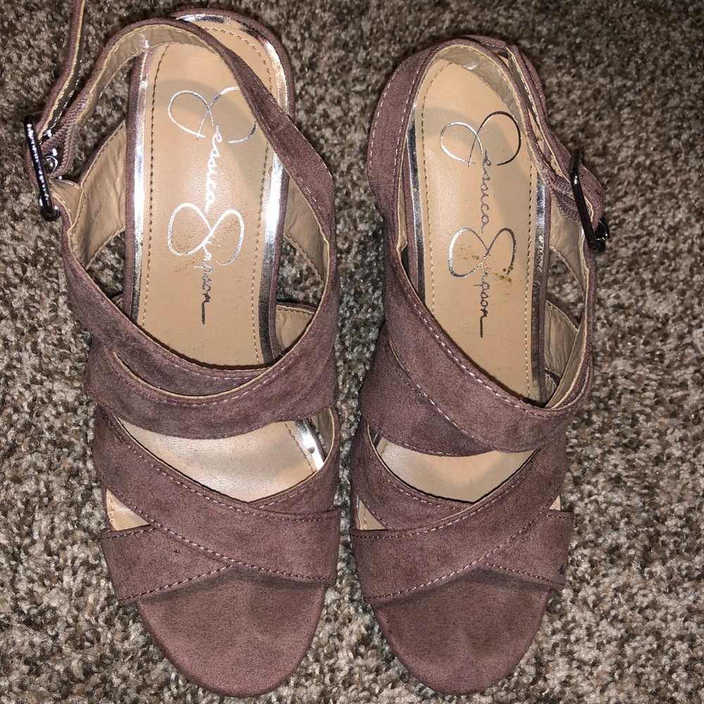 ✨SALE✨Cute wedges